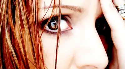 Foto Frau mit Angst vor dem Zahnarzt